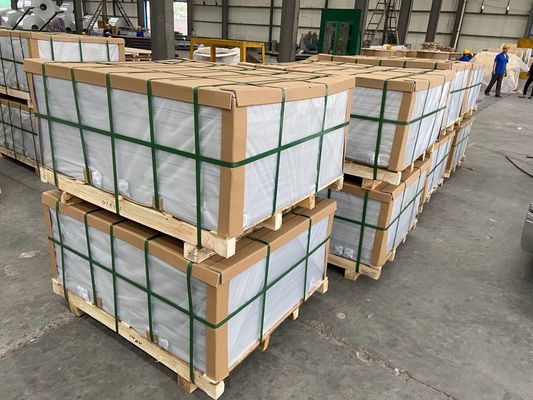 고품질 주방용품용으로 고평성과 뛰어난 열전도성을 갖춘 맞춤형 0.3-6mm 두께의 알루미늄 원형판