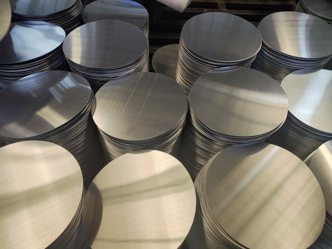 Uniform Silvery Aluminum Circles 1050 80-1600MM Dia for Lighting Reflectors