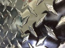 알루미늄 체크 시트 둥근 판 밀링 마무리 합금 3000 5000 시리즈